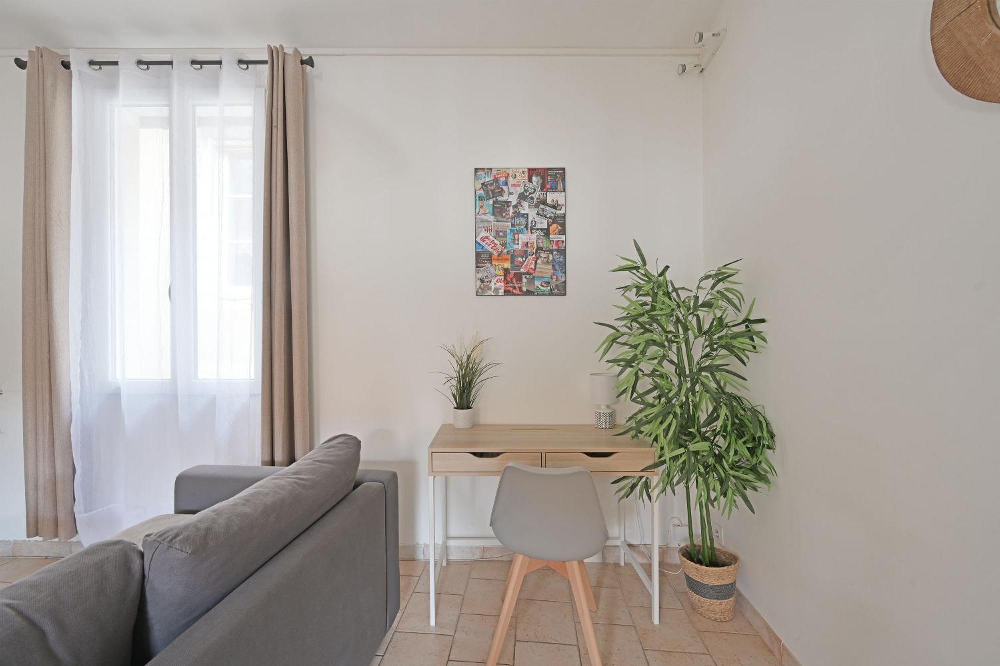 Nouveau - La Tour Des Teinturiers - Balcon - Wifi Avignon Extérieur photo