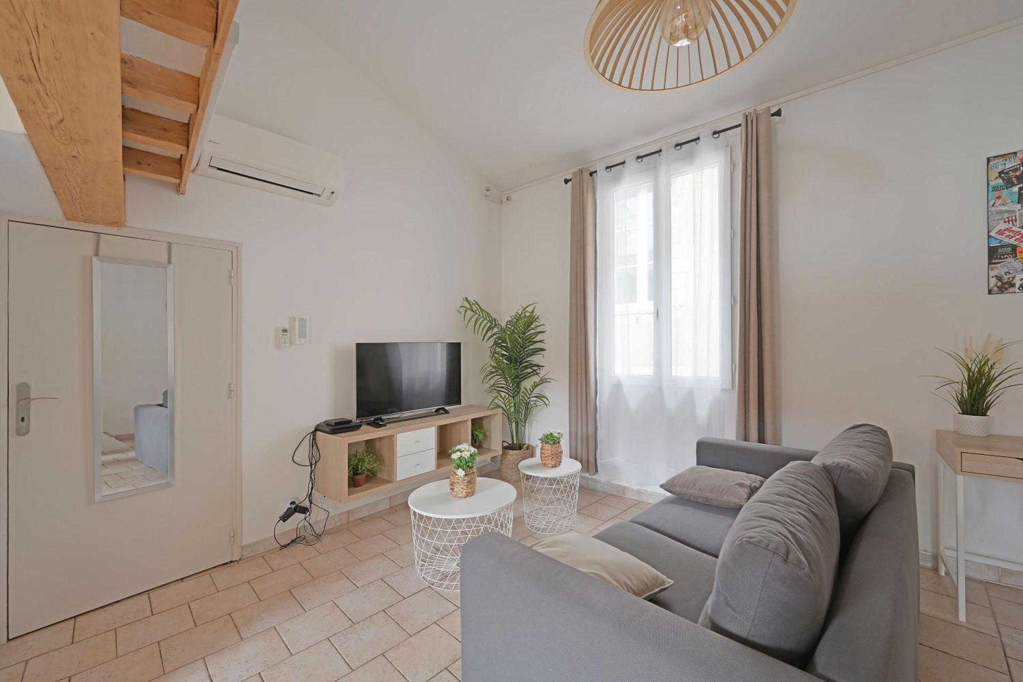 Nouveau - La Tour Des Teinturiers - Balcon - Wifi Avignon Extérieur photo